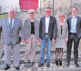 Für ein Jahr besteht der Vorstand nur aus fünf Mitgliedern: (v.li) Ueli Widmer, Gaby Striffler, Urs Bachmann (Präsident), Karin Steiner und Markus Merz. (Bild hzb.)