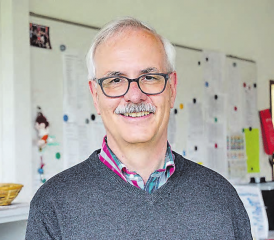 Schulleiter Pierre Meier geht in Pension: Er hat sich während 13 Jahren mit aller Energie unermüdlich und verantwortungsvoll zu Gunsten der Schule und des Kindergartens Oberkulm eingesetzt. (Bild: zVg.)