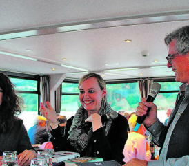 Anregend, aufregend: Die Buchempfehlungen von Rebekka Salm, Nicola Steiner und Moderator Urs Heinz Aerni. (Bild: grh)