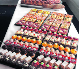 Genuss pur, hübsch angerichtet: Frisch zubereitete Köstlichkeiten von Ihrem regionalen Beck. (Bild: zVg.)