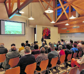 Rund 70 Interessierte besuchten den Vortrag über invasive Neobiota in Oberkulm.
