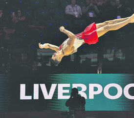 Erfolgreiche WM-Premiere in Liverpool für Florian Langenegger. Der Uerkner im STV Schlossrued erturnte sich am Pferdsprung Platz 29 unter 133 Teilnehmern. (Bild: zVg.)