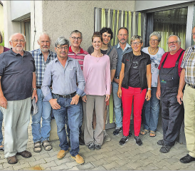 Das Repair-Café-Team freut sich über jeden, der etwas zur Reparatur bringt: Noes Kempen, Kurt Hauri, Fritz Beyeler, Kurt Baumann,Adrian Baumann, Dave und Samira Heimberg,Adolf und Trudi Rössler, Heidi Streuli,Werner Häfliger, Urs Henzmann, nicht abgebildet Ruth Hunziker, Adrian Matter, Vreni Maurer, Herbert Rutterschmidt, Martin Schlatter, Rudolf Stäuble und Jürg Hochuli. (Bild: aw.)
