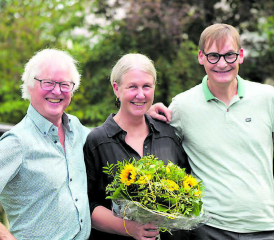 Freuen sich über Zobrists Wahl: (v.l.) Wahlkampfleiter Franz Suter, Gemeinderätin Barbara Zobrist, Gemeinderat André Muhmenthaler. (Bild: zVg.)