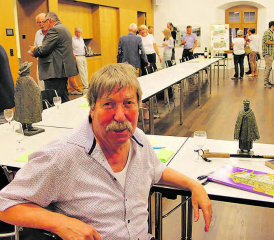 Ludwig Suter: Der Herr Zirkusdirektor nach seiner gelungenen Vorstellung. (Bilder: uke.)