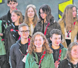 Die strahlenden Gesichter sind berechtigt: Den Schöftler Pfadfinderinnen und Pfadfindern gelang ein tolles Jubiläumsfest.