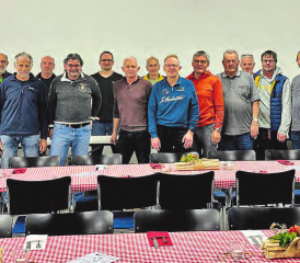 Die Turner der Männerriege Uerkheim verköstigten ihre Gäste mir einem feinen Raclette. (Bild: zVg.)