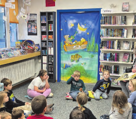 Die jungen Zuhörerinnen und Zuhörer dürfen sich wieder auf viele schöne und spannende Geschichten freuen. (Bild: zVg.)