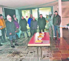 Die Gemeinde wird noch attraktiver: Francisco Baños (r.) stellt das neue Social-Media-Konzept vor. (Bild aw.)