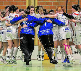 Den ersten Schritt in diesen Playoffs haben die Lok-Damen geschafft, aber zum Abheben ist es noch zu früh. (Bild: Roland Wick/zVg.)