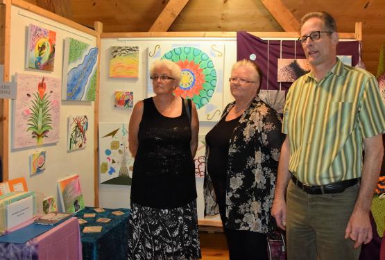 Aufmerksame Zuhörer anlässlich der Präsentation der neuen Ausstellung im Wäbi-Museum in Schmiedrued