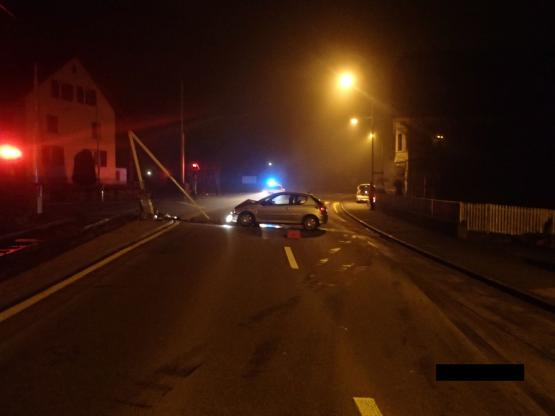 Am Steuer eingeschlafen: die Unfallsituation in Seon.