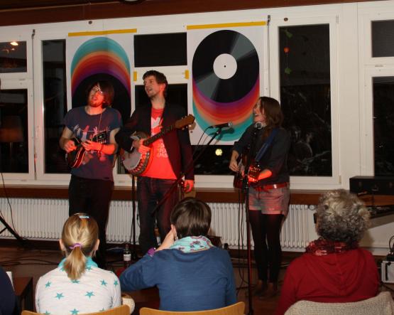 Sarah Brendel und Band im Reitnauer Kirchgemeindehaus