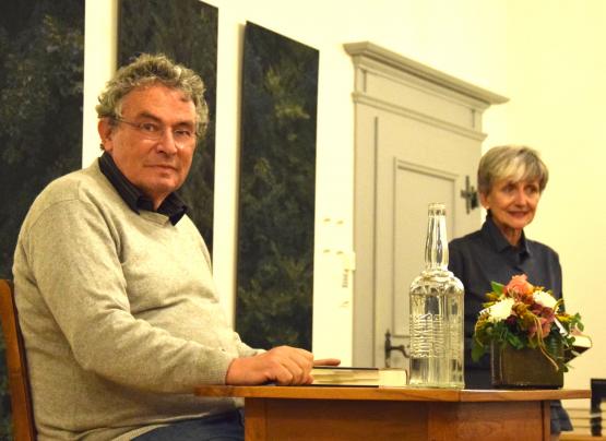 Barbara Lüthi von Pro Schöftland stellte den erfolgreichen Buchautor vor