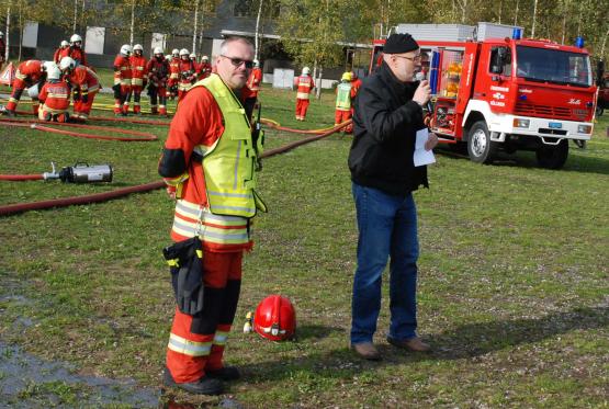 Gemeinderat Roland Frei verkündete offiziell den Austritt von Kommandant Alexander Franz bereits an der Hauptübung