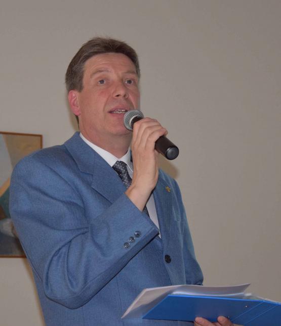 Es war seine Idee: Pfarrer Daniel Hintermann beleuchtete die Konfirmation einst und jetzt