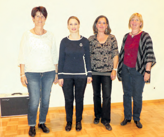 Die Organisatorinnen des zweiten Vernetzungstreffens: (Mitte v.li.) Patricia Buser vom Netzwerk Kinderbetreuung Schweiz und Natalie Ammann von Impuls Zusammenleben, flankiert von den (Primar-)Schulleiterinnen Christina Schwob, Reinach (li.) und Franziska Gautschi, Zetzwil/Leimbach/Birrwil (re.). (Bild: Monika Häusermann)