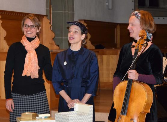 Musiktheater mit Ruth Ostertag (Klavier), Sabine Fehr (Madame Sonate) und Marita Binkert (Cello).