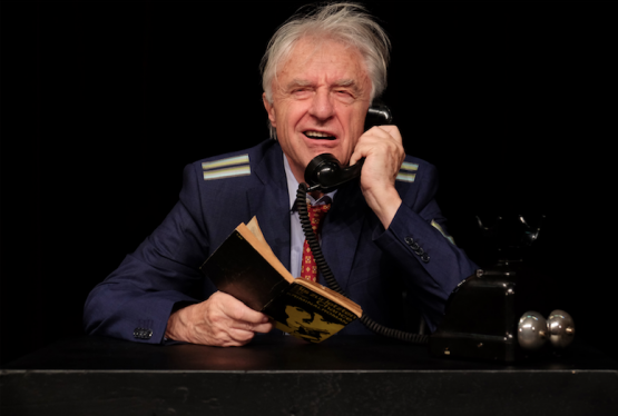 Emil Steinberger in "Emil - no einisch". Bild: zVg./Niccel Steinberger