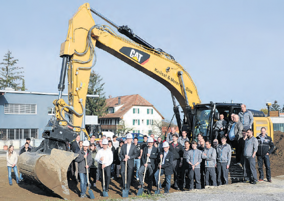 Spatenstich zum neuen Solution Center (Bild: Martin Sommerhalder)