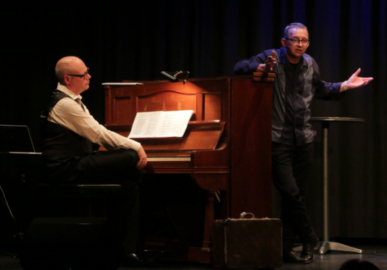 Philipp Galizia (stehend) und Roman Wyss (Bilder: Remo Conoci)