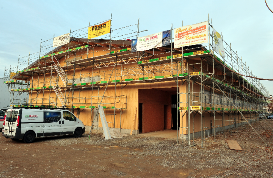 Die neue Reithalle im Moos entsteht (Bild: msu.)