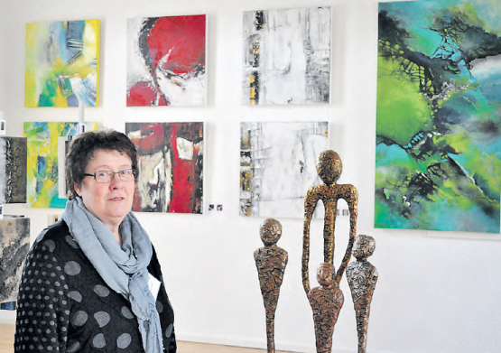 Judith Frischherz hat sich mit der Eröffnung einer eigenen Kunstgalerie an der Kirchstrasse in Beinwil am See einen lang gehegten Traum erfüllt. (Bilder: Heidi de Luca)