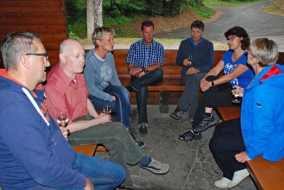 Sommerhöck im Waldhaus – als Auftakt zur neuen Saison