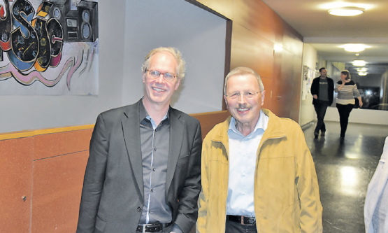Der ehemalige Unterkulmer Lehrer Ernst Widmer (rechts) traf erstmals seinen Lebensretter Professor Thierry Carrel. (Bild: Klaus Tepper)