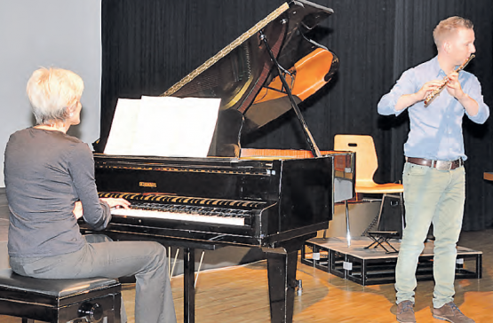 Eine wundervoll frühlingshafte Sonate von Francis Poulenc: DieAufführung der Pianistin Franziska Hämmerli und des Flötisten Christian Madlener. (Bild: zVg.)