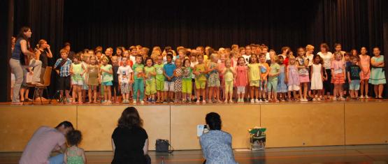 Gemeinsam – ab in die Ferien mit einen flotten Lied