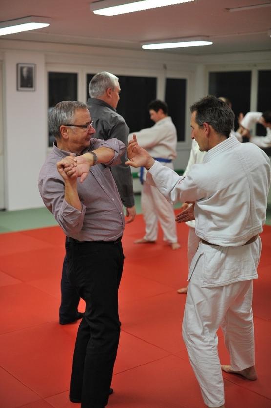 Gemeindeammann Martin Heiz wird instruiert.