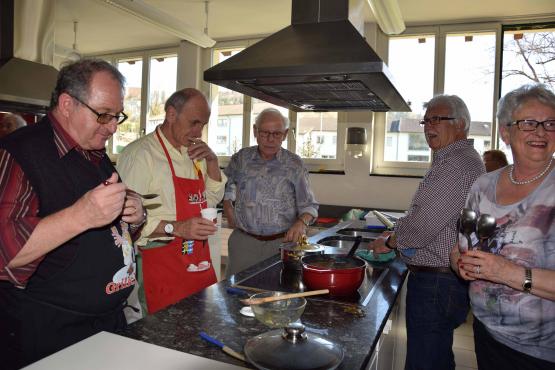Kochen in Gesellschaft macht offensichtlich Spass