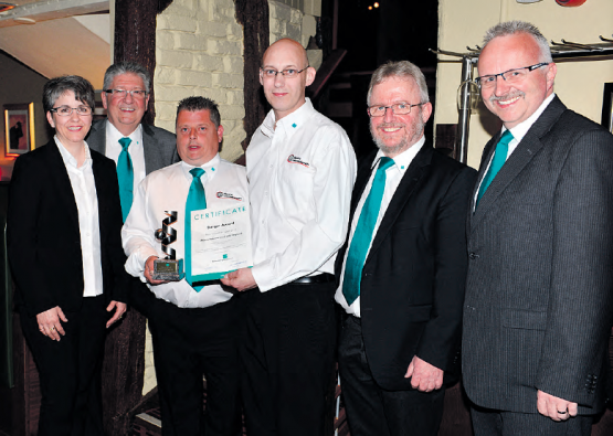 Carmela und Kurt Husistein, Jonathan Feeney, Matthias Furrer und Thomas Haller (v.l., Bild: zVg.)