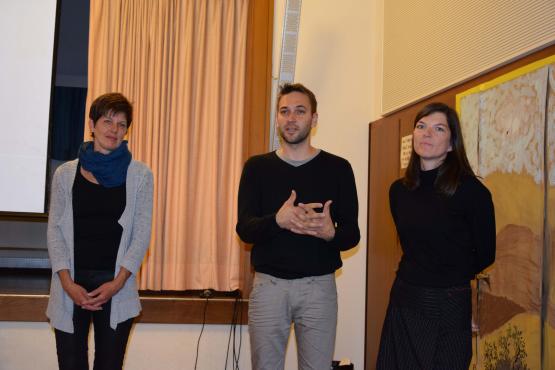 Kathrin Gschwend, Simon Baumann und Christiane Trösch (von rechts) im Reitnauer Kirchgemeindehaus