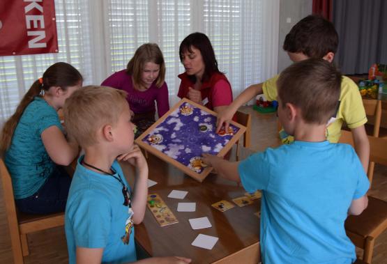 Trotz Ferienzeit und strahlendem Wetter fanden doch einige Kinder den Weg in die Kölliker Arche zum Spielnachmittag