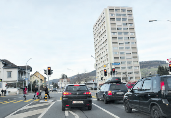 Hochhauskreuzung Reinach (Bild: msu)