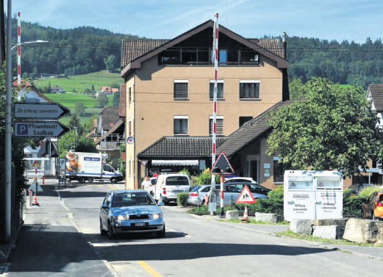 Saalbaustrasse Reinach (Bild: Martin Suter)