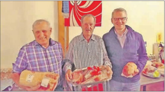 Hans Maurer (l.) ist der Gewinner vom Endschiessen 2019. Im 2. Rang Josef Hartmann (Mitte) und auf Platz 3 Mikko Pesu. (Bild: zVg.)