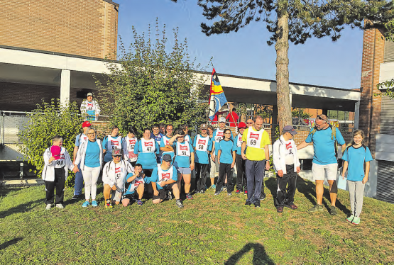 Behindertensportgruppe Reinach an der Aargauer Meisterschaft in Frick: 23 Sportlerinnen und Sportler holten eine Gold-, fünf Silber- sowie drei Bronzemedaillen. (Bild: zVg.)