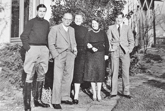 Die Familie Villiger in den 50er Jahren: Das Ehepaar Max und Dory Villiger mit ihren Kindern (vl) Heinrich, Monika und Kaspar. (Bilder: zVg.)