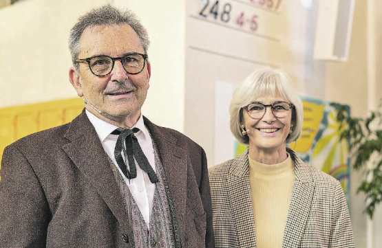 Würdevolle Verabschiedung am Erntedank-Gottesdienst in Menziken vom Pfarrer-Ehepaar Mario und Ursel Gaiser. (Bilder: dr.)