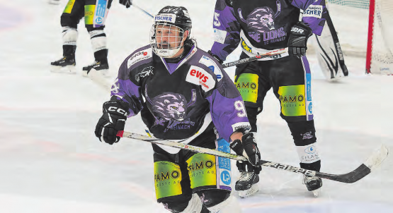 SCR-Center Christian Di Vicenzo steuerte 4 Treffer zum klaren Reinacher Sieg bei. (Archivbild: Roland Jaus)