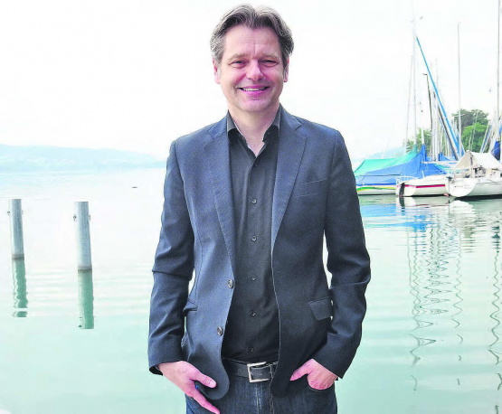 «Gredig persönlich» am Hallwilersee: Urs Gredig, SRF-Journalist und Moderator berichtet von seinem Werdegang, seiner erfahrungsreichen Arbeit bei der Newssendung «10vor10», beim Talkformat «Gredig direkt» und von seiner zweiten Heimat am Hallwilersee. (Bild: René Fuchs)