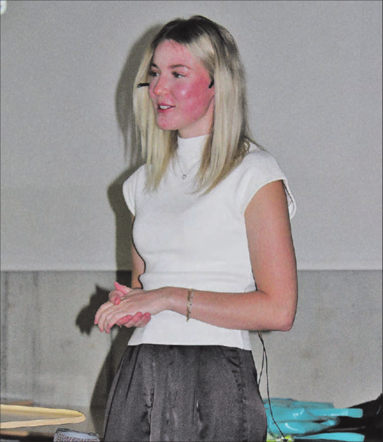 Livia Schröder sprach über Chancen und Risiken der künstlichen Intelligenz im alltäglichen Leben. (Bild: grh)