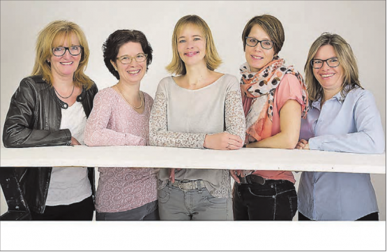 Die Macherinnen hinter der «Schöftler Woche» (v.l.): Andrea Gmür, Christine Meschini, Jeannette Pierotto, Daniela Lüthy und Ute Borner freuen sich auf neun spannende Anlässe vom 1. bis 9. November in Schöftland. (Bild: zVg.)