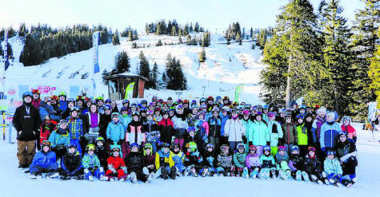 Über 100 Personen genossen im Ski- und Snowboardlager den Schnee. (Bild: zVg.)