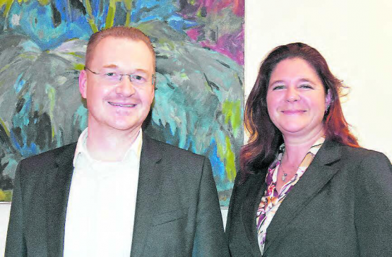 Erhielten das Gemeindebürgerrecht Schöftlands: André Krohn und Lenka Habe. (Bild: aw.)