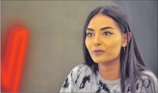 Tina Umbricht aus Gränichen zeigt sich bei «The Voice of Switzerland» als moderne junge Frau – und vielleicht bald als berühmte Sängerin? (Bild: 3+)