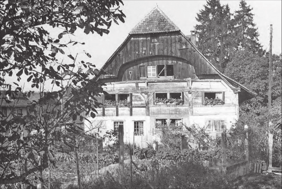 Die Mühle im Reinacher Weiler Eichen: Sie wurde 1977 im Zuge der Strassensanierung abgebrochen. (Bild; zVg.)